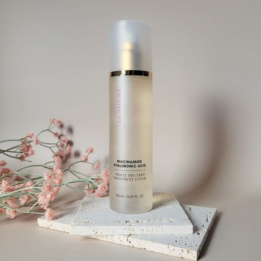 La Verne Lumiere Niacinamide Hyaluronic Acid White Tea Tree Toner