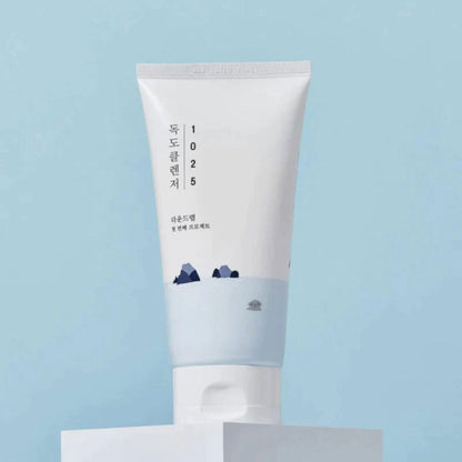 Round Lab 1025 Dokdo Cleanser - Miessential